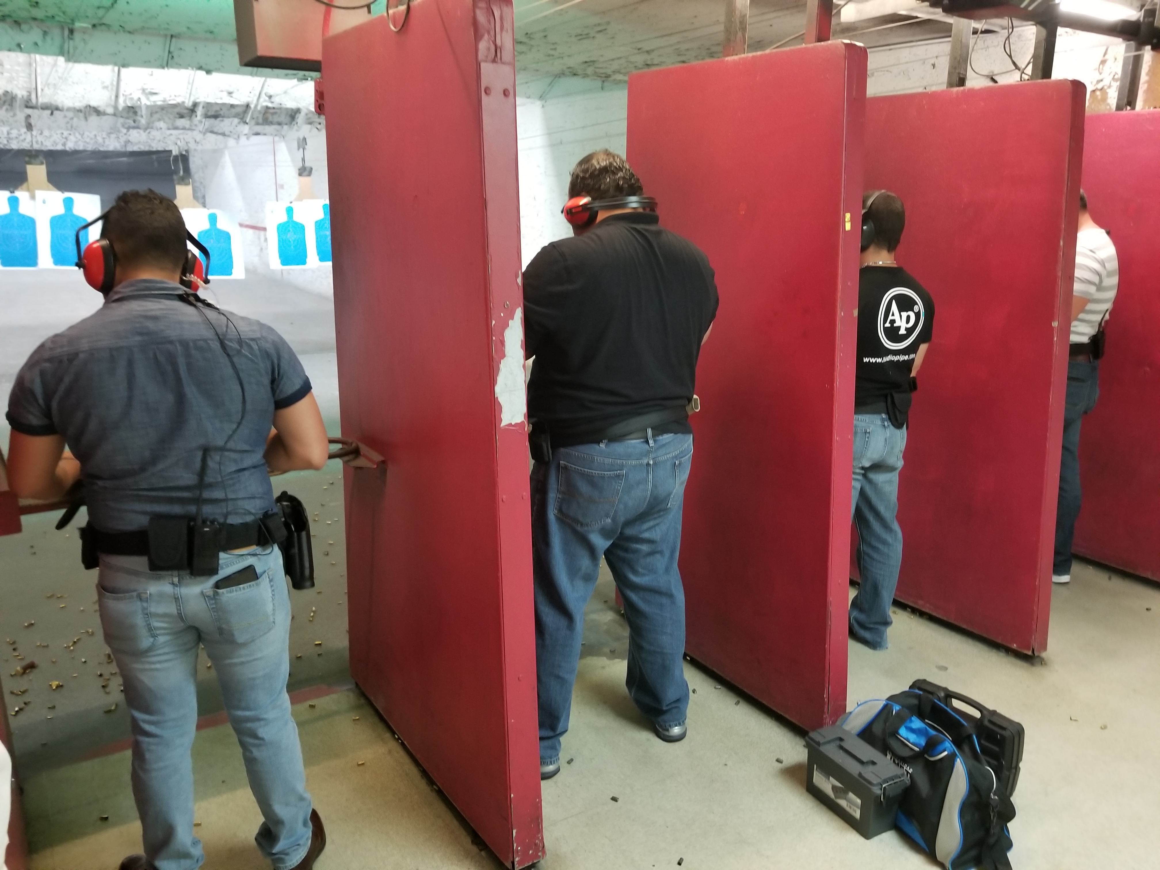 basic-pistol-course-firearm-training-vance-outdoors-shooting-range